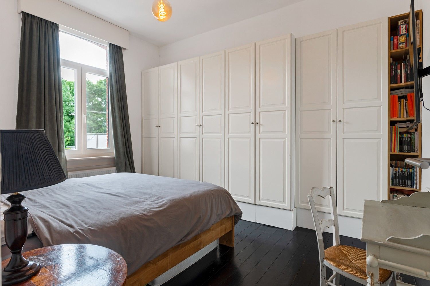 Prachtige herenhuis met 3 slaapkamers, gezellige tuin en autostaanplaats in Kapellen! foto 14