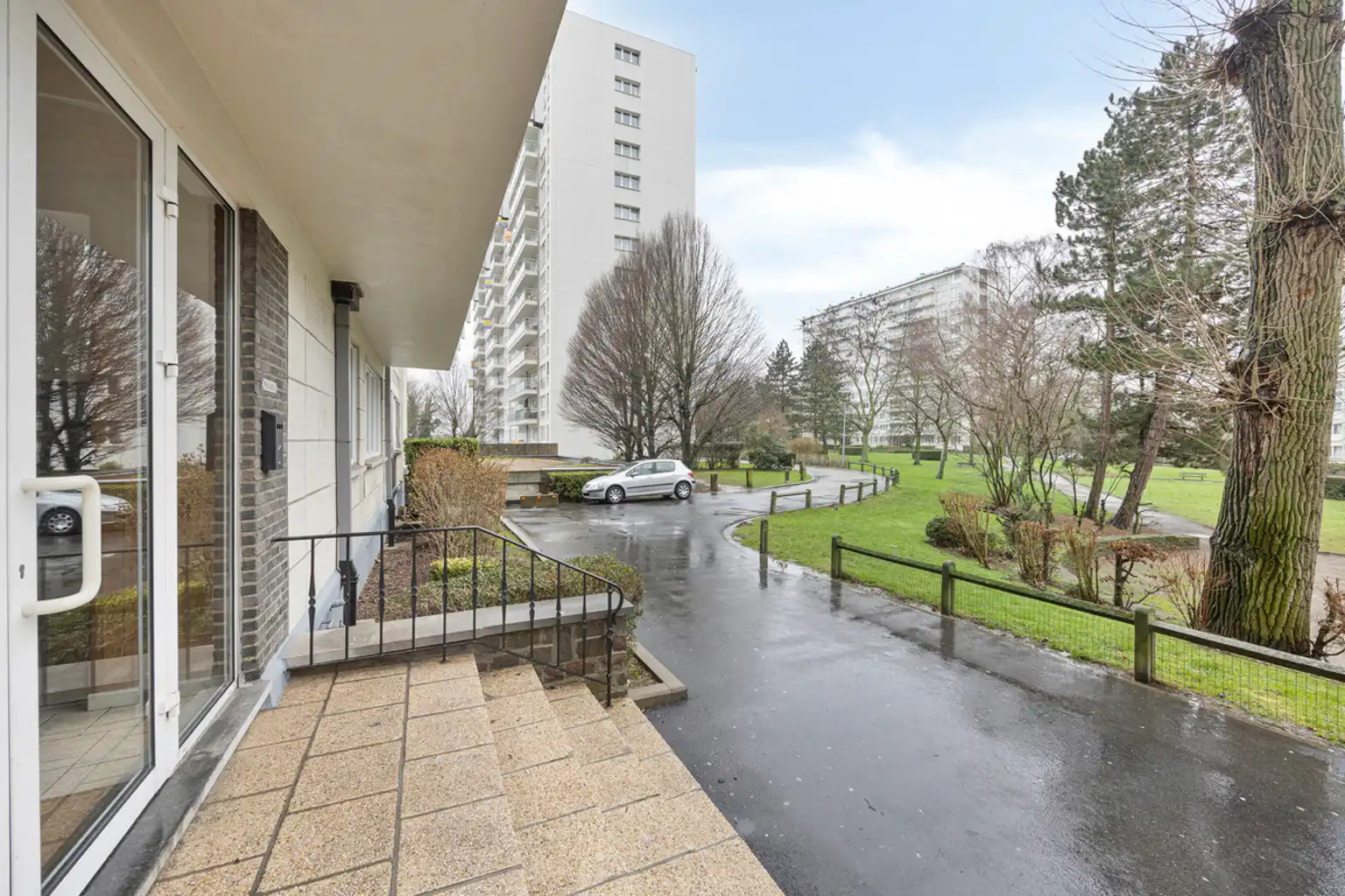 2 slaapkamer appartement met lift en privékelder foto 12