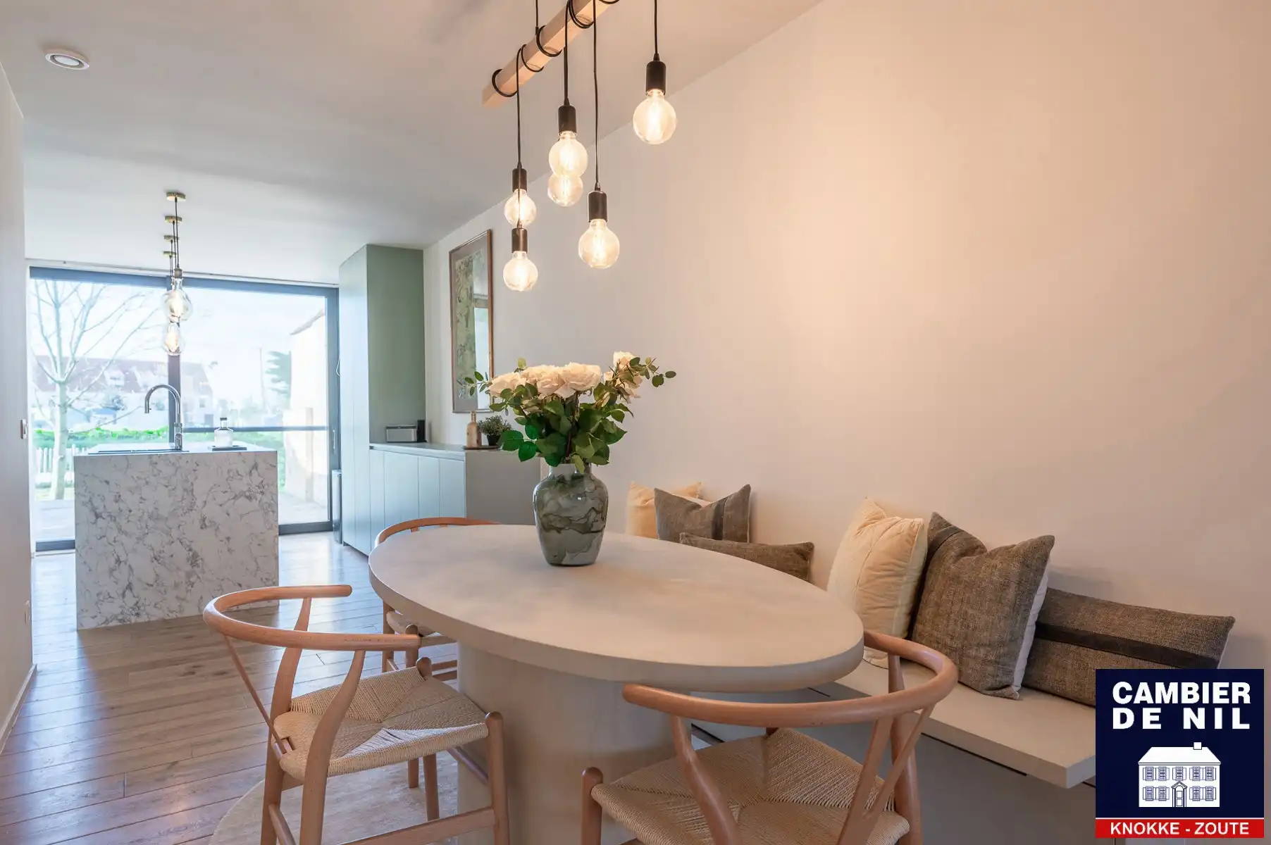 Volledig vernieuwde, gezellige woning foto 11