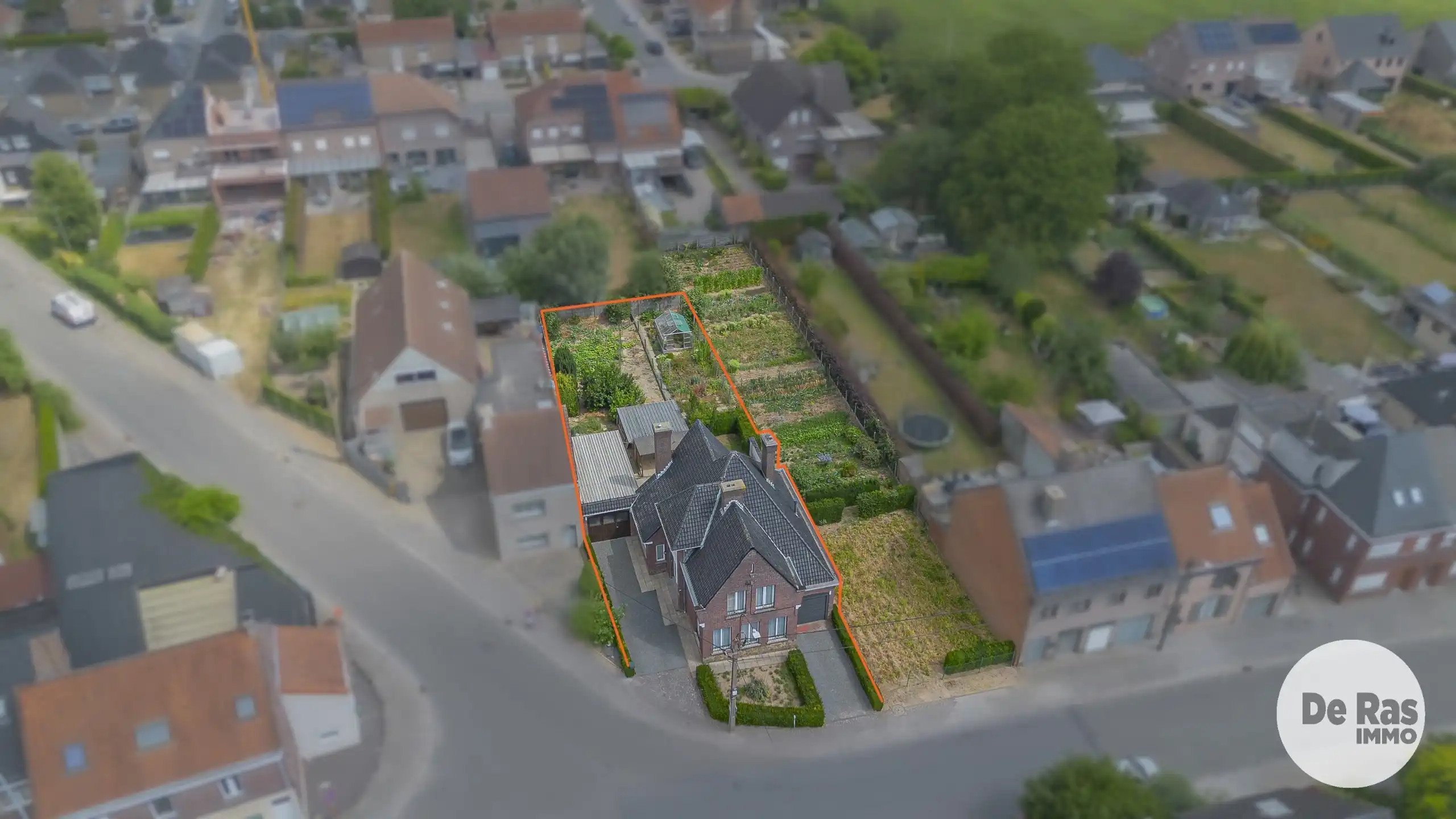 ERONDEGEM - Solide, te renoveren woning met 3 kamers foto 32