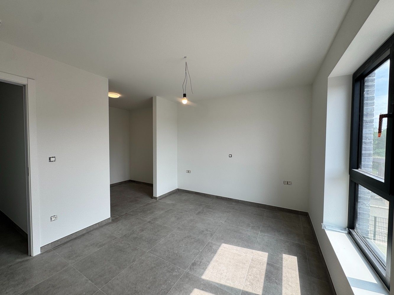 Te huur in Zutendaal - Energiezuinige nieuwbouwwoning met drie slaapkamers foto 7