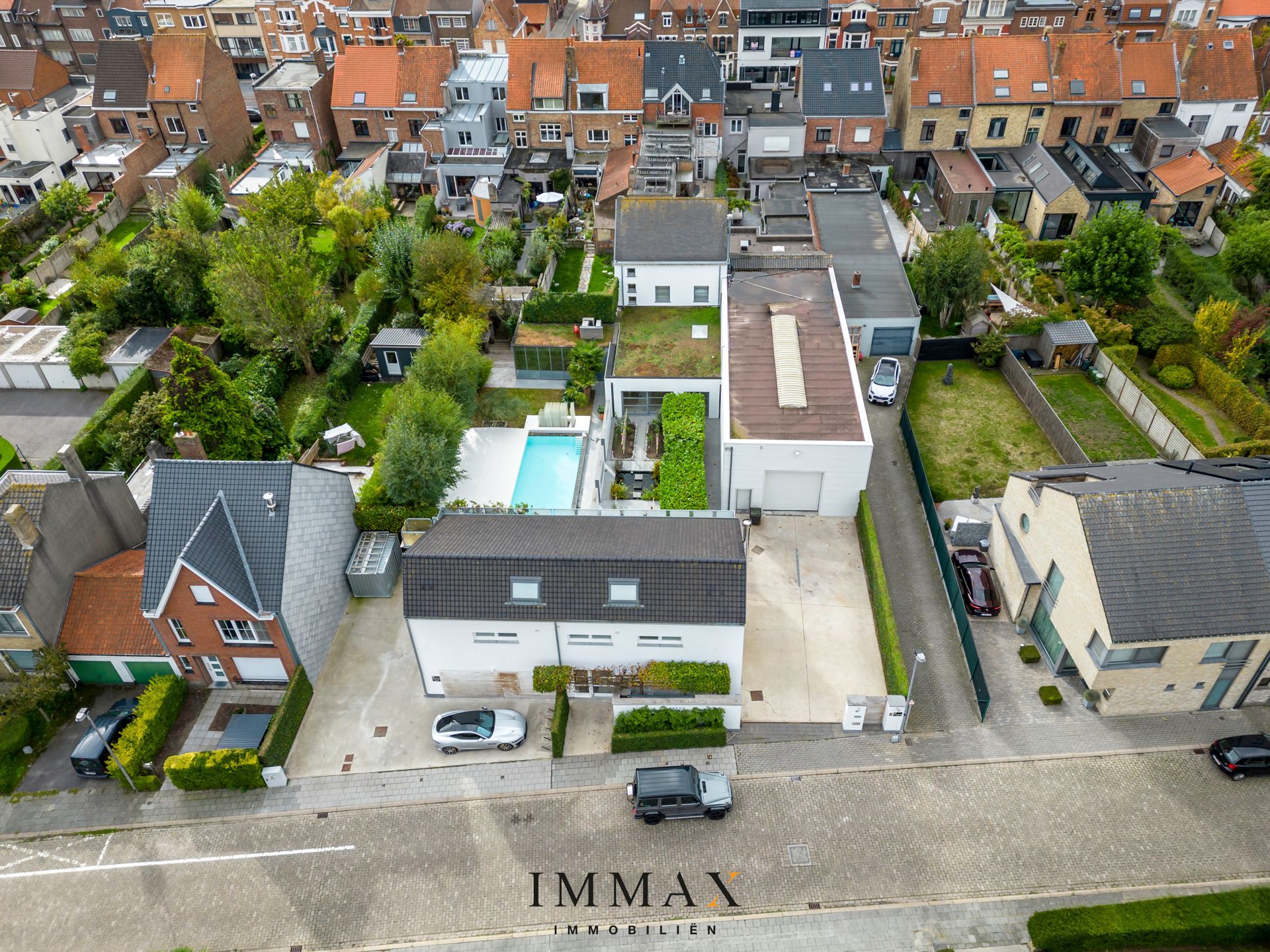 Exclusieve opbrengsteigendom met privé-woning, B&B met welness en magazijn  foto 20