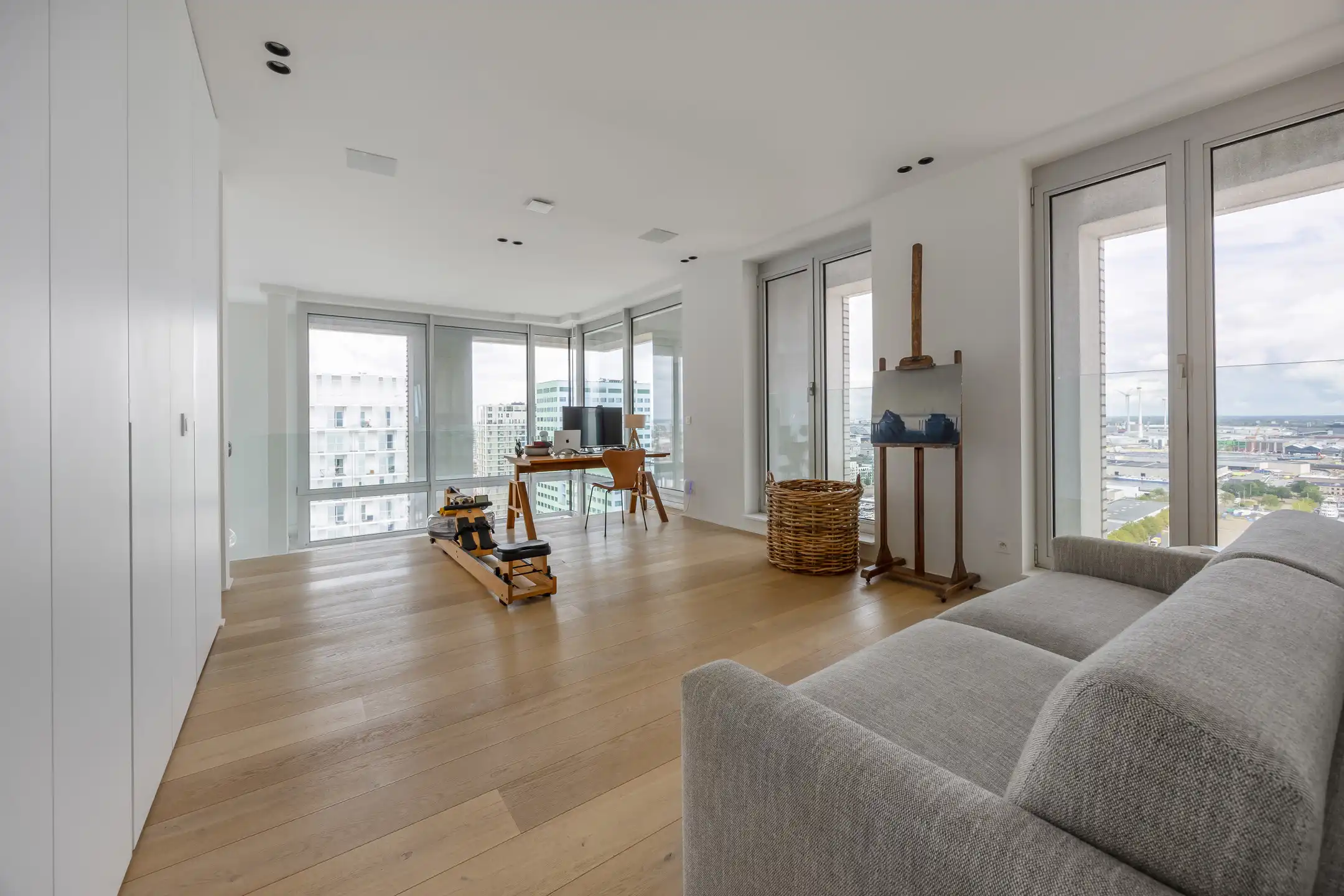 Duplex-penthouse met zicht over de Antwerpse skyline foto 15