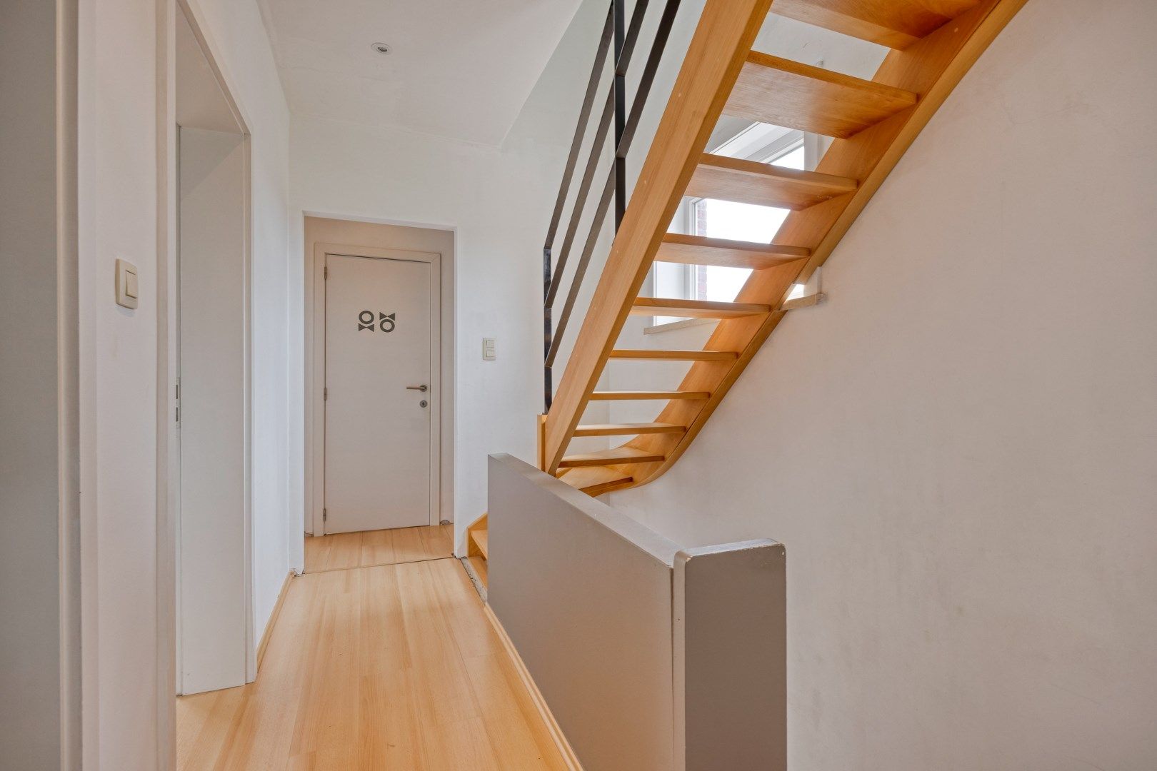 Prachtige halfopen bebouwing in Linden met 4 slaapkamers -  bewoonbare oppervlakte 211 m² foto 14