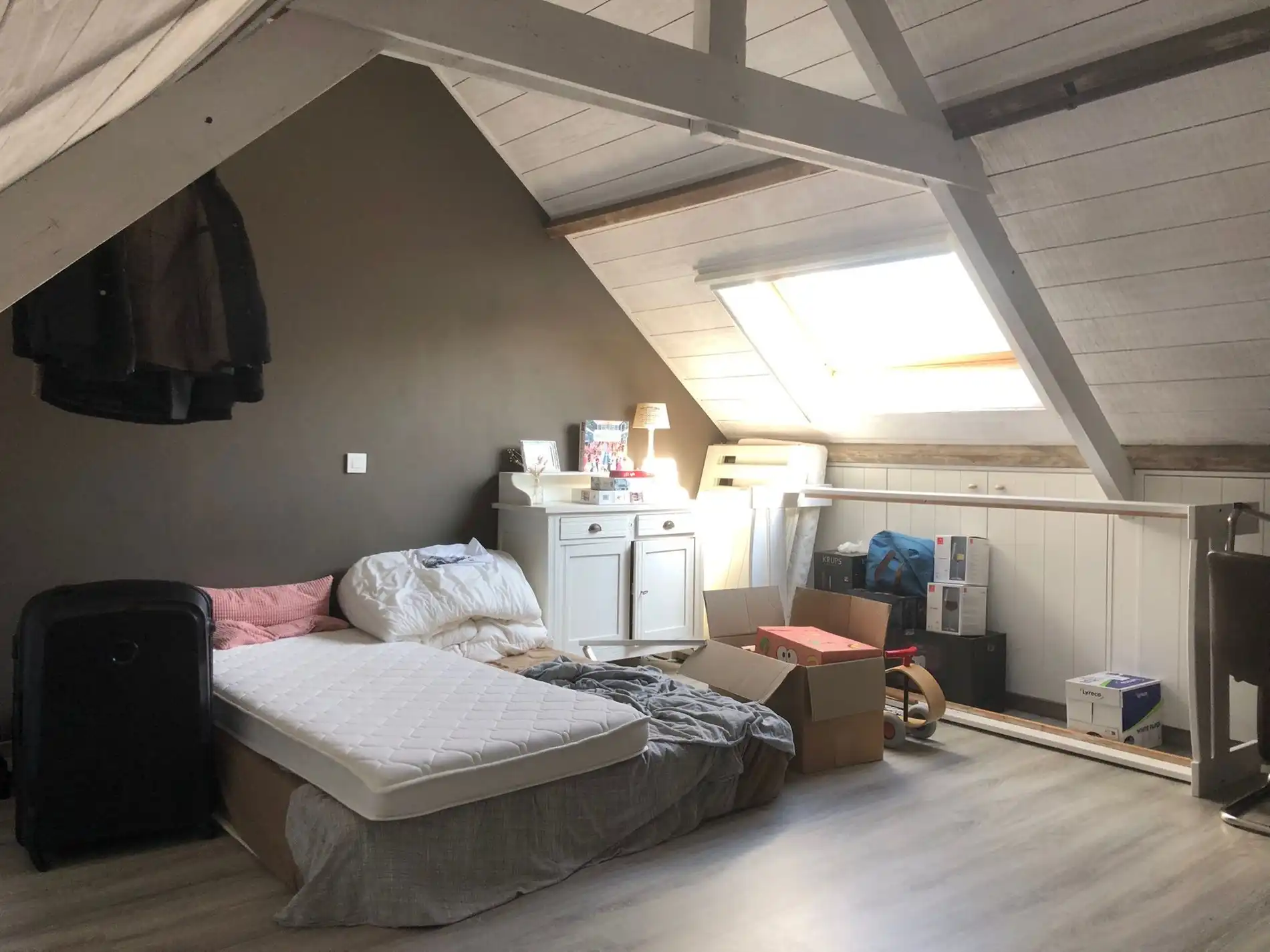 Alleenstaande woning met 5 slaapkamers en diepe tuin te Zarren foto 24