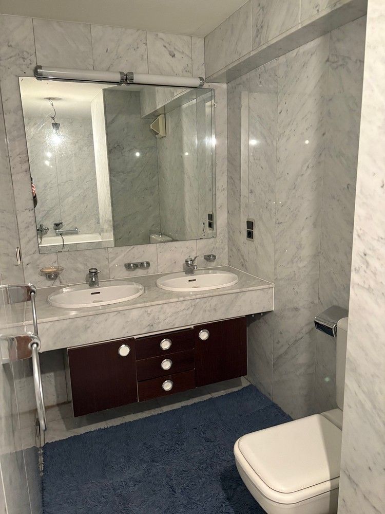 2 ruime goed gelegen te renoveren appartementen foto 15