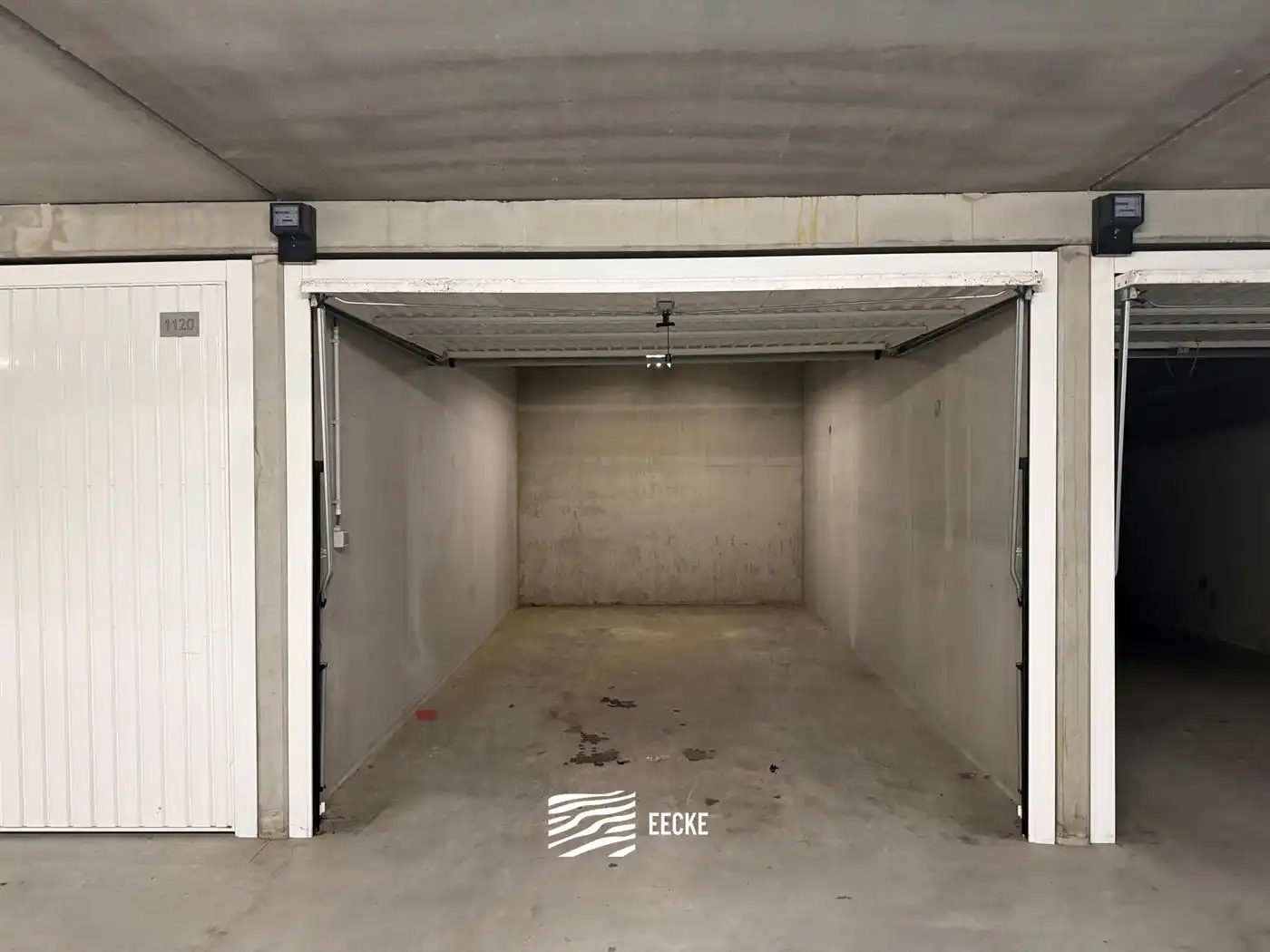 Parking - gesloten garagebox foto 2