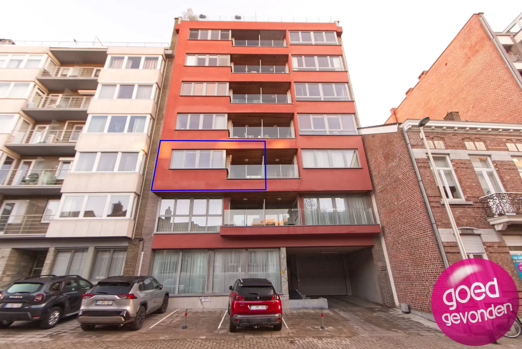 APP - 3 SLK - TERRAS - KELDER - LIFT - CENTRUM foto {{pictureIndex}}