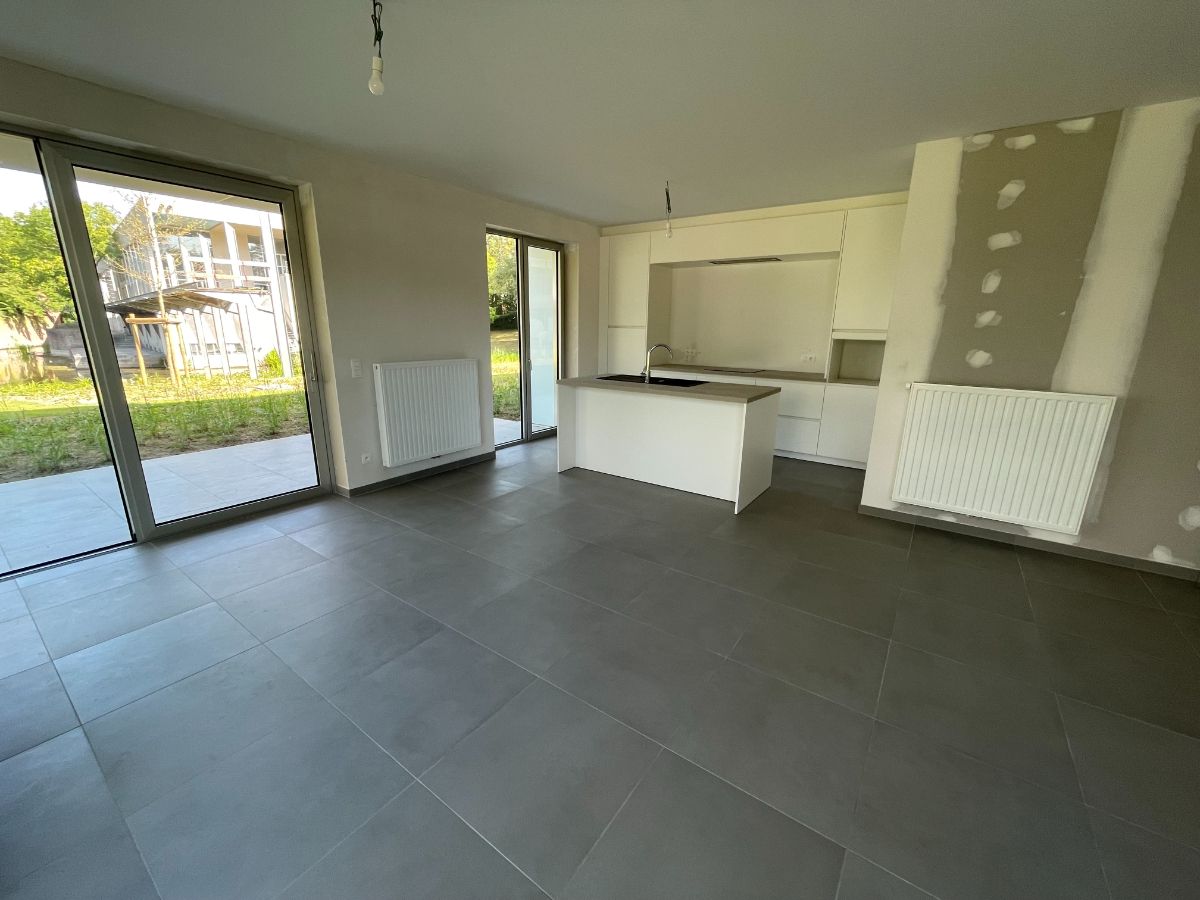Twee-slaapkamer GELIJKVLOERS nieuwbouw hoekappartement + terras foto 13