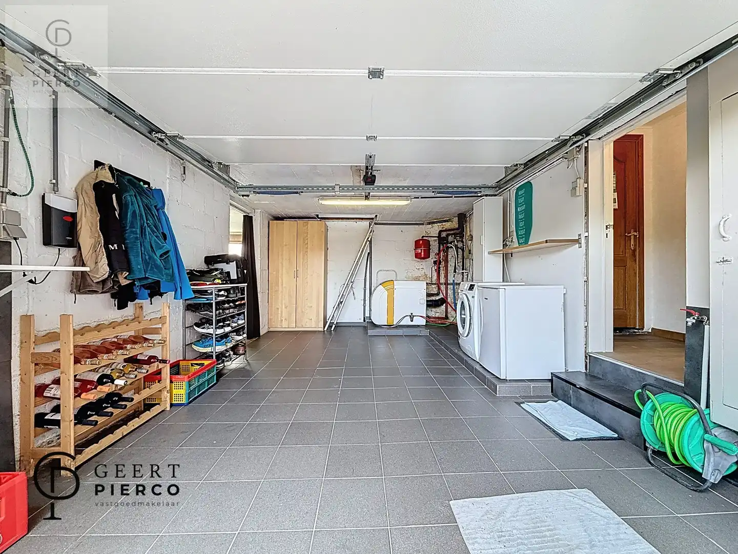 Knappe gerenoveerde gezinswoing foto 46