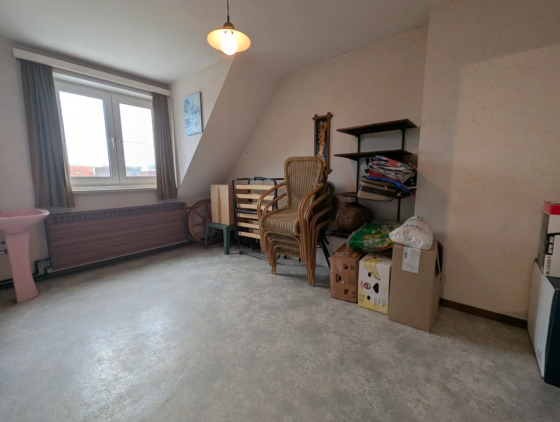 Ruime woning met zongerichte tuin te koop. Centrum De Panne aan zee. foto 19