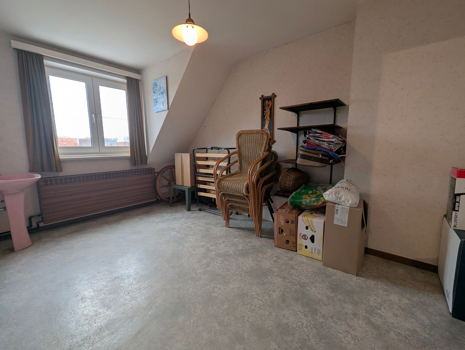 Ruime woning met zongerichte tuin te koop. Centrum De Panne aan zee. foto 19