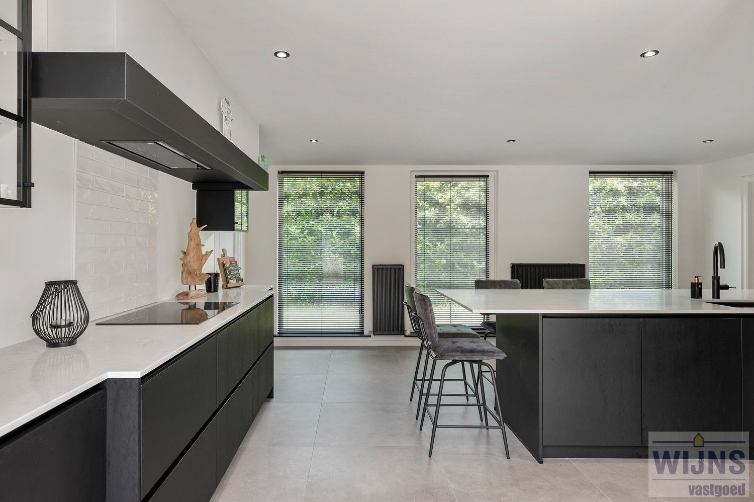 "OPENHUIS" op donderdag 26/06 van 18u tot 19u30!! Prachtige en ruime villa met mogelijk zes slaapkamers gelegen op een toplocatie. foto 33