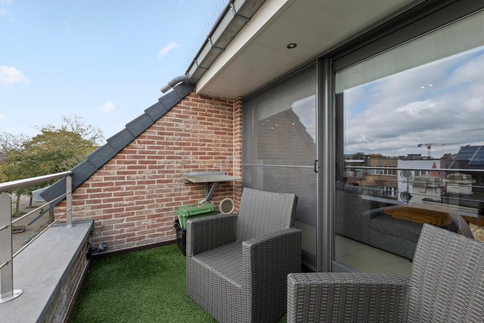 GEMEUBELD APPARTEMENT MET 2 SLAAPKAMERS TE HUUR IN HET HARTJE VAN SINT-TRUIDEN foto 22