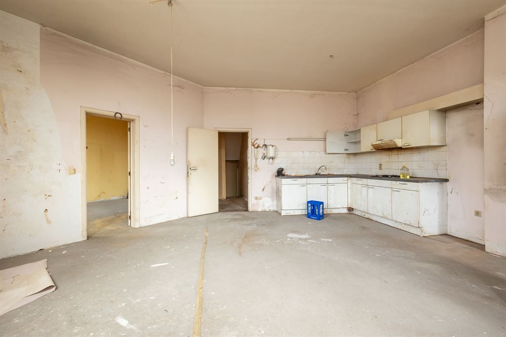 Renovatieproject met potentieel foto 14
