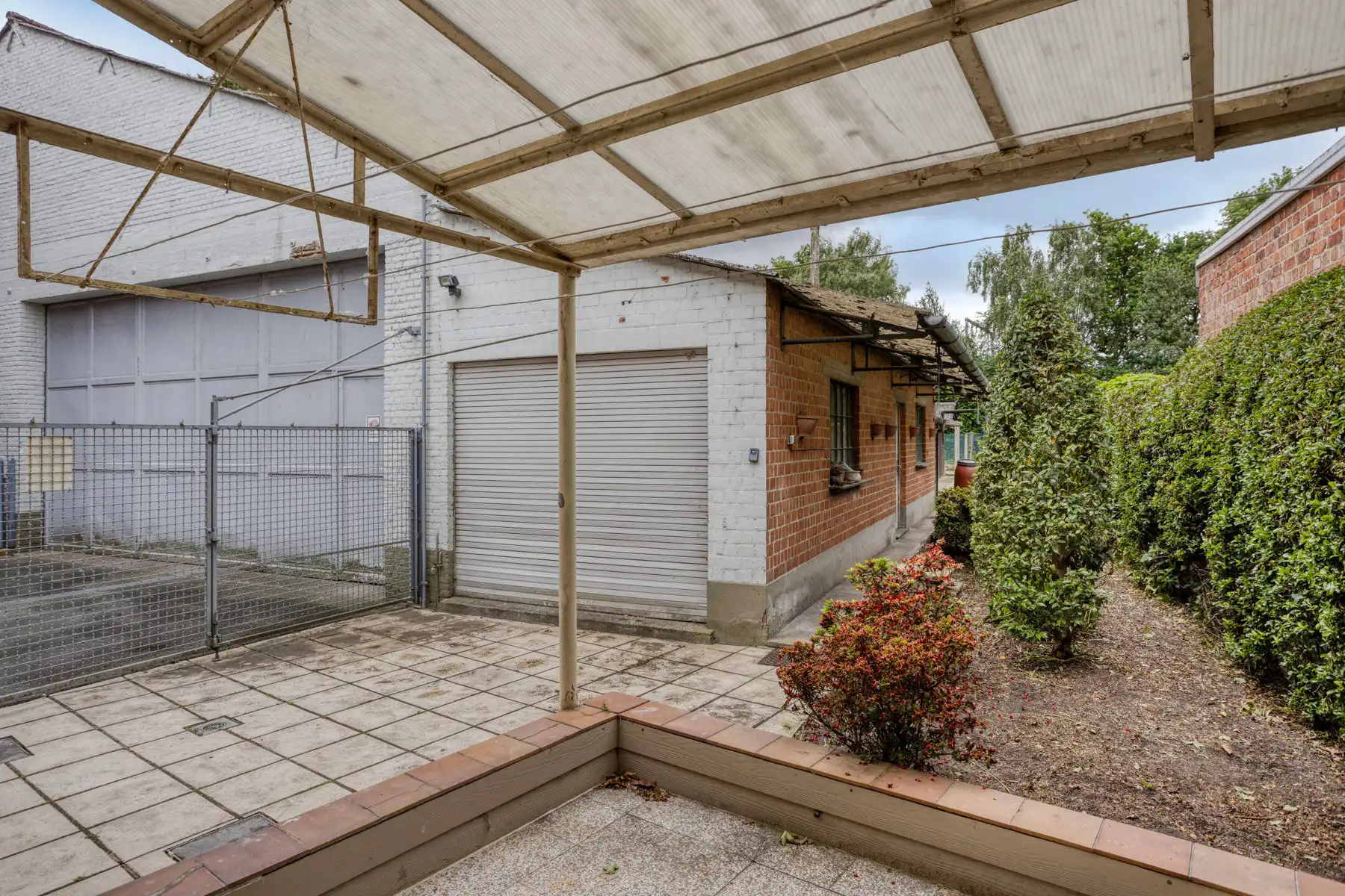 Solide woonst met vergunde loods 450 m2 + atelier (65 m²)  foto 27