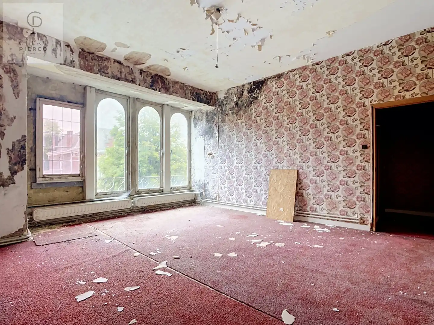 Opbrengsteigendom met commerciële huurder en uitzonderlijk ontwikkelingspotentieel foto 7