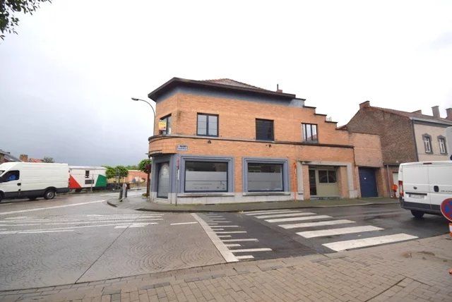 Appartement met twee slaapkamers en terras foto 2