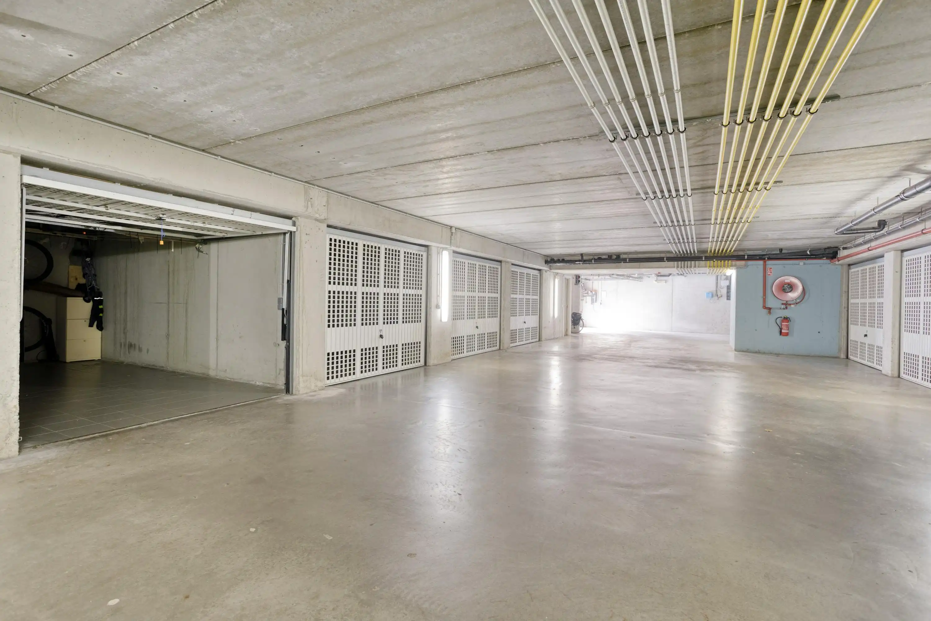 Ruim appartement met 2 grote terrassen en prachtig kanaalzicht foto 13