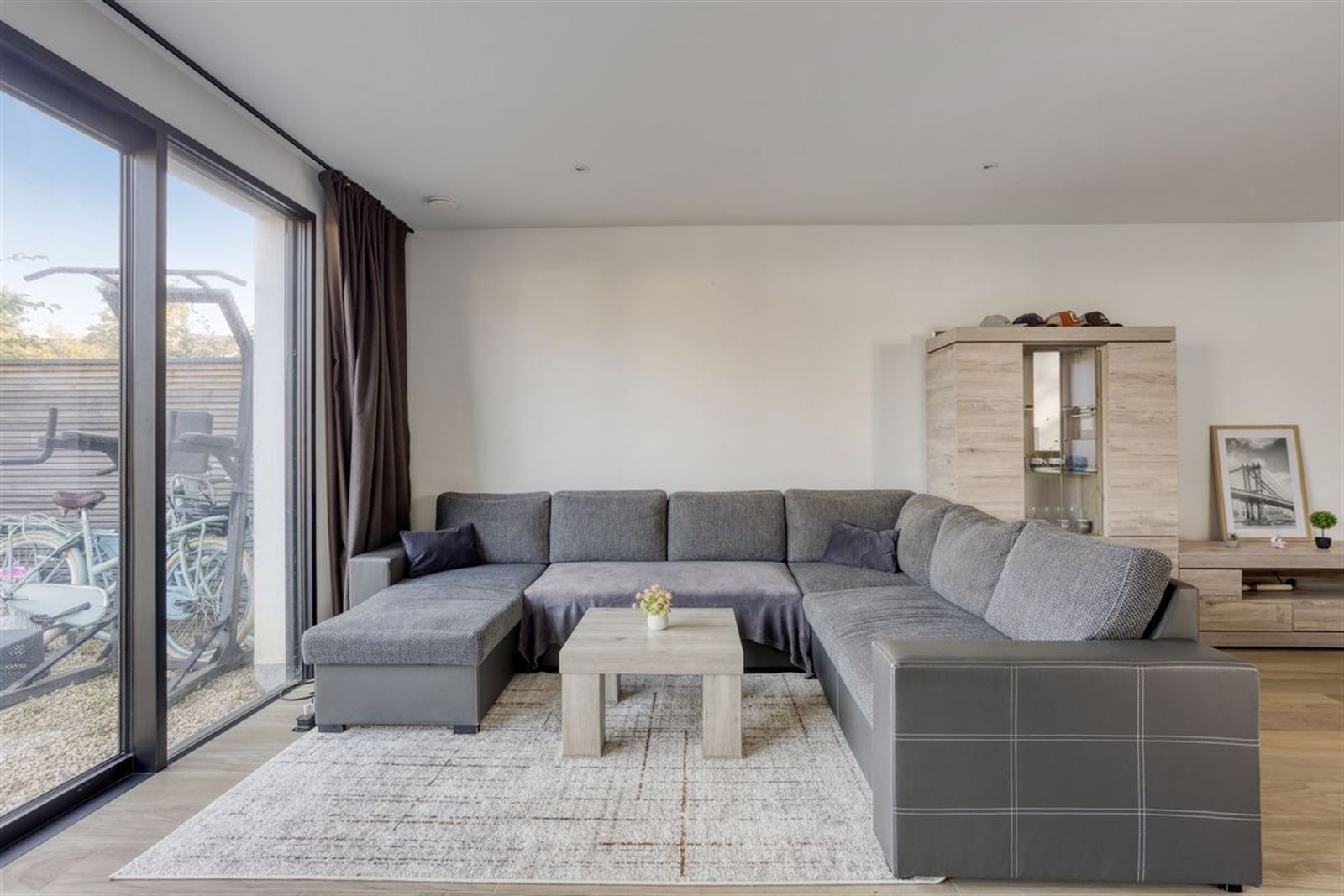 Gelijkvloers appartement met 2 slaapkamers en tuin  foto 6