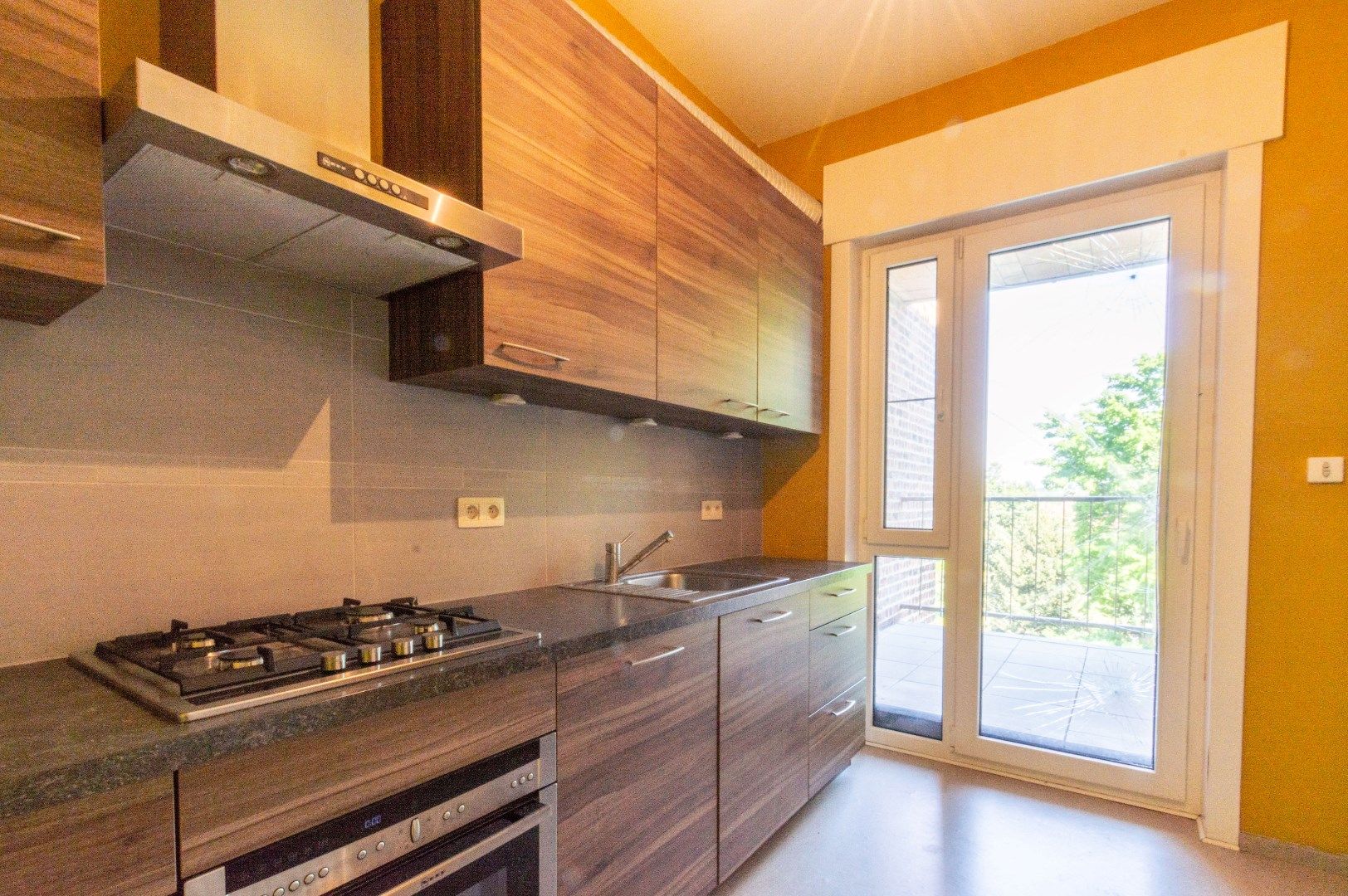 APPARTEMENT MET 2 SLP, GARAGE, TERRAS & TUIN ! foto 9