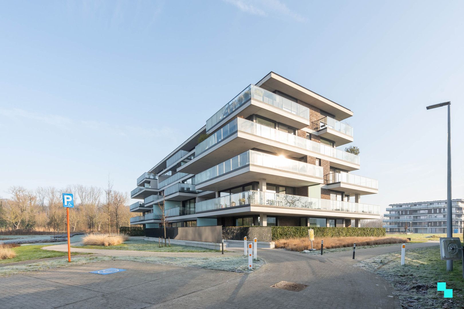 Klassevolle residentie langs het kanaal Roeselare-Leie foto 8