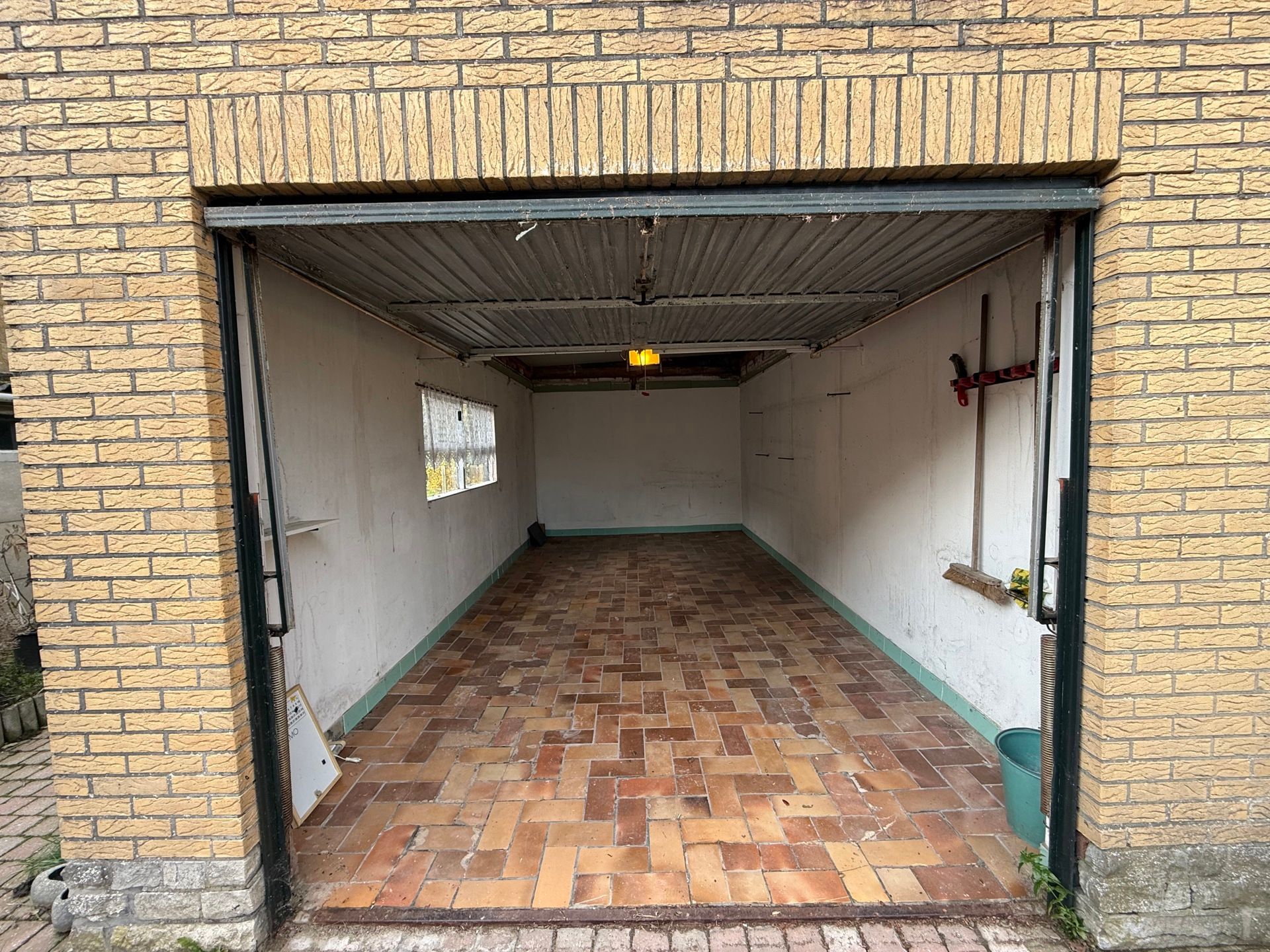 WANZELE - Ruime HoB met tuin & garage. foto 9