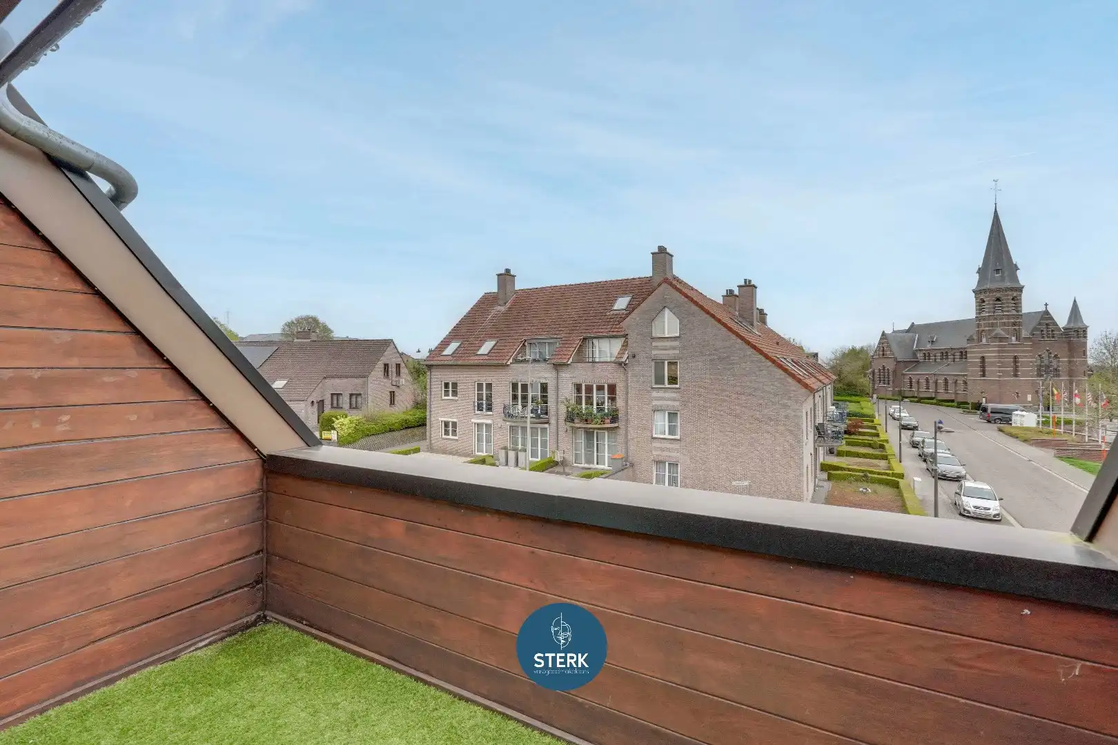 APPARTEMENT MET 2 SLPKS OP EEN GUNSTIGE LOCATIE TE GELLIK-LANAKEN !  foto 15