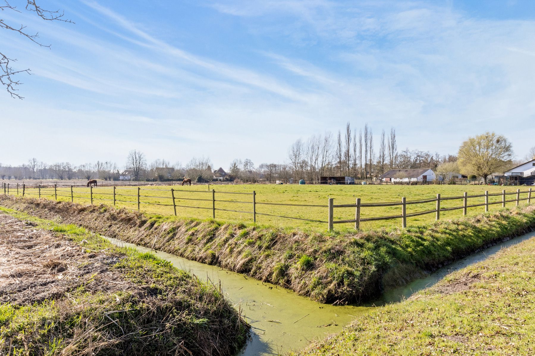 Te renoveren pand op rustige ligging met groene vergezichten foto 22