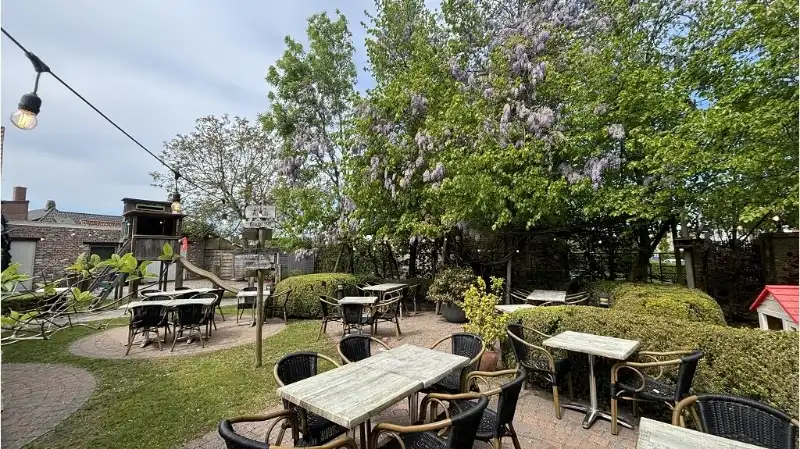 Overname instapklare Bistro - Brasserie met Feestzaal en 2 Terrassen in Donk (Maldegem) foto 7