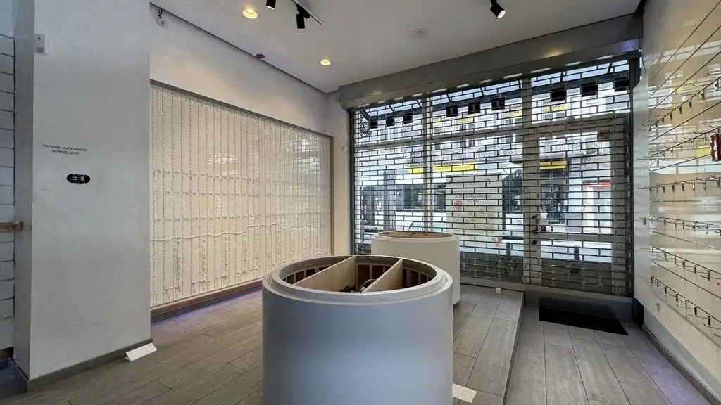 Handelsruimte te huur in centrum Gent foto 3