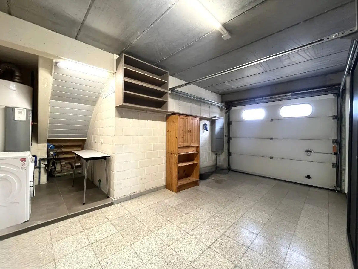 Moorslede - Ruime halfopen bebouwing in het centrum foto 14