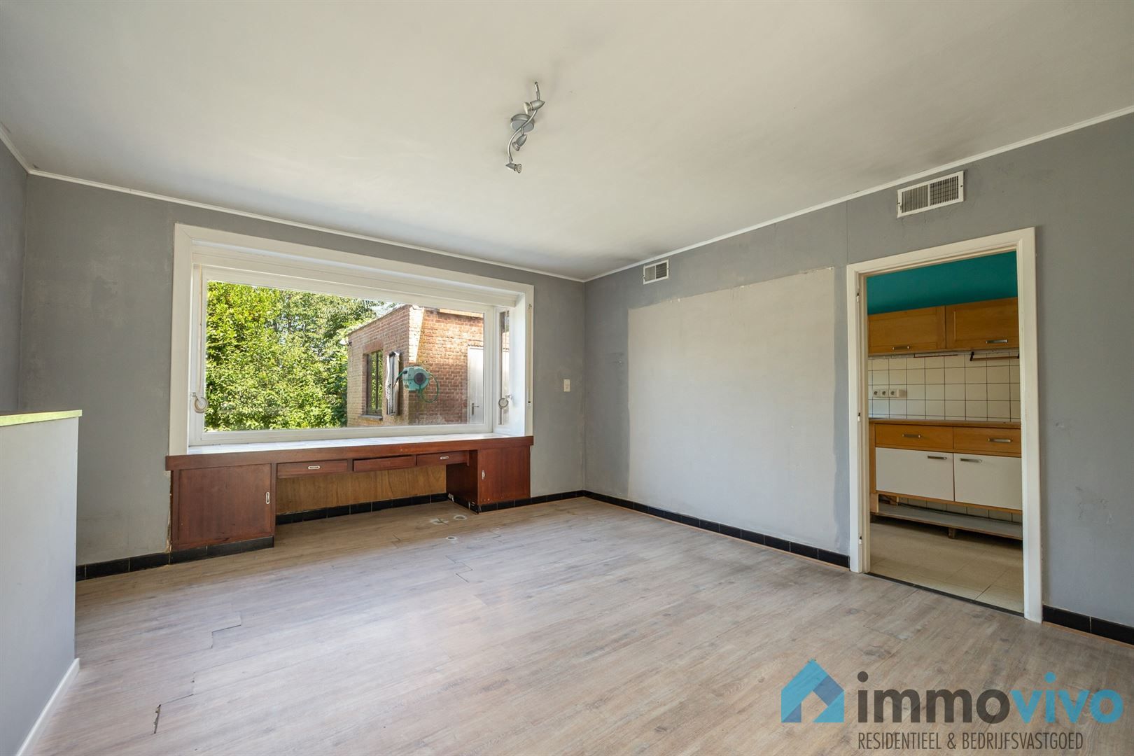 Centraal gelegen woning met 5 slaapkamers en leuke tuin  foto 6