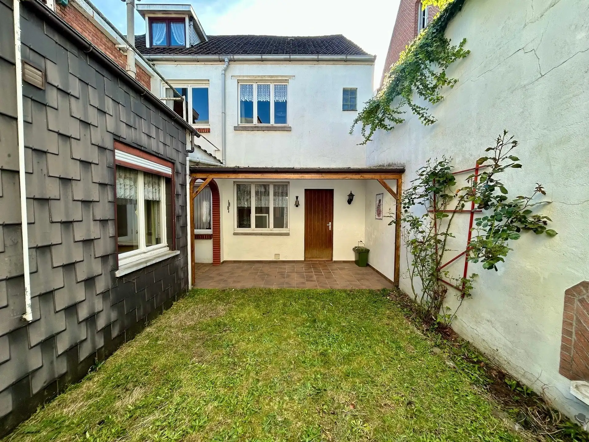 Ruime renovatiewoning gelegen in Hartje Hamm foto 28