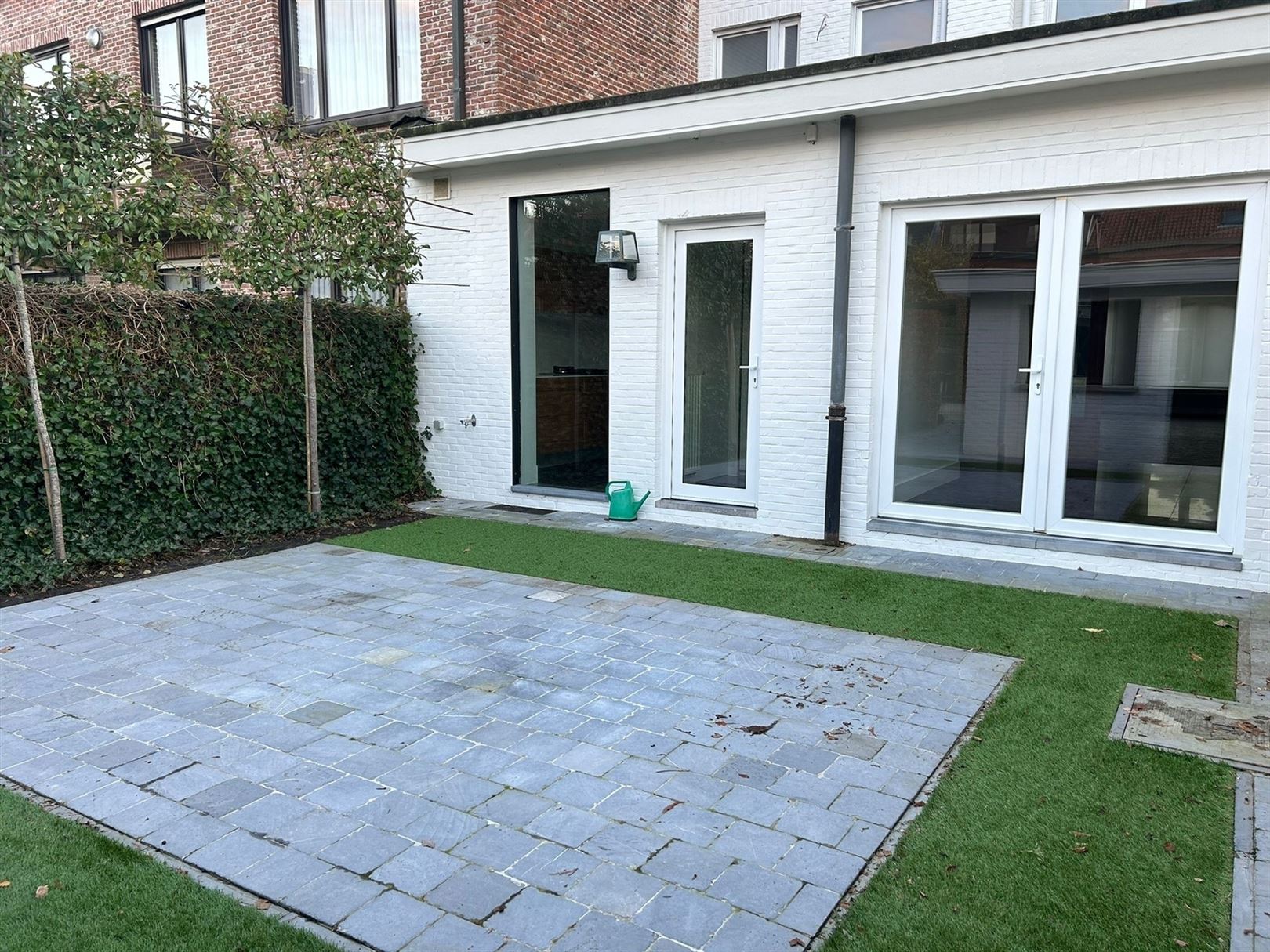 Gerenoveerde woning met vier slaapkamers en garage op rustige locatie foto 11