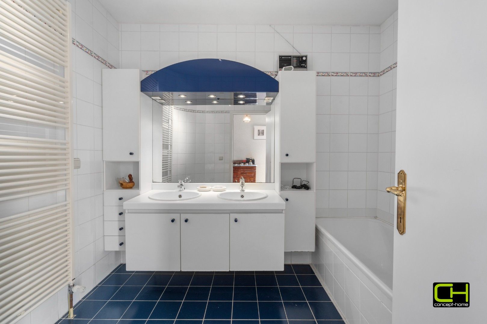 Villa met woonst en praktijkruimte te koop in Beke foto 15