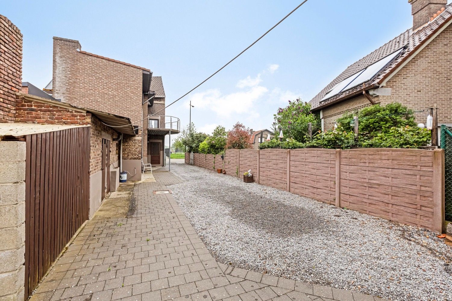 Halfopen woning met veel potentieel op een ruim perceel in Kotem/Maasmechelen foto 28