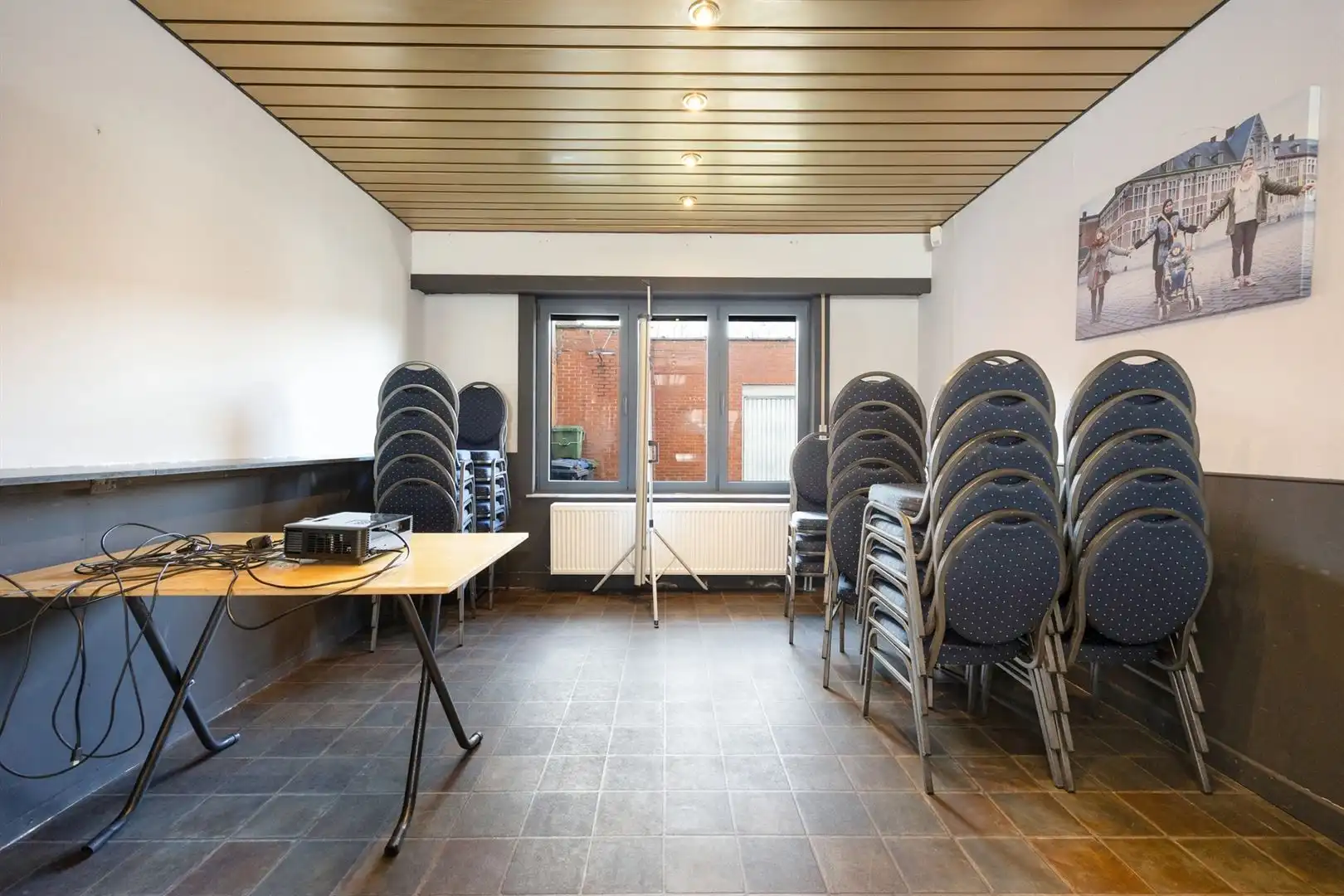 Multifunctioneel gelijkvloers kantoor/praktijkruimte foto 12