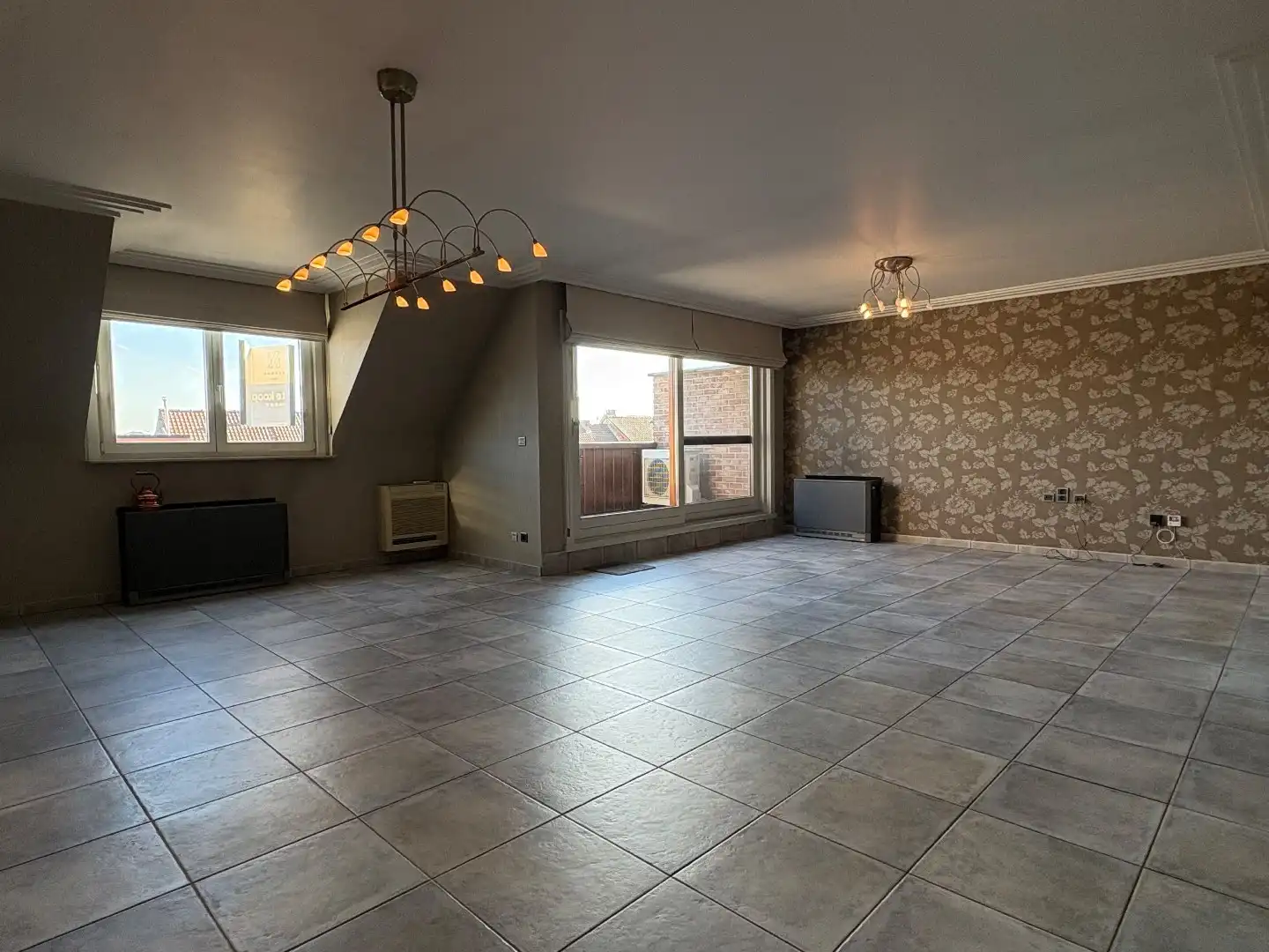 Appartement te koop op de 3de verdieping in Harelbeke. foto 19