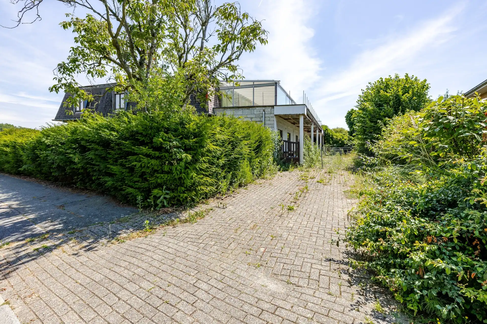 Karaktervolle eigendom voor renovatie op ± 1.356 m² met tal van mogelijkheden – Meerbeke foto 2