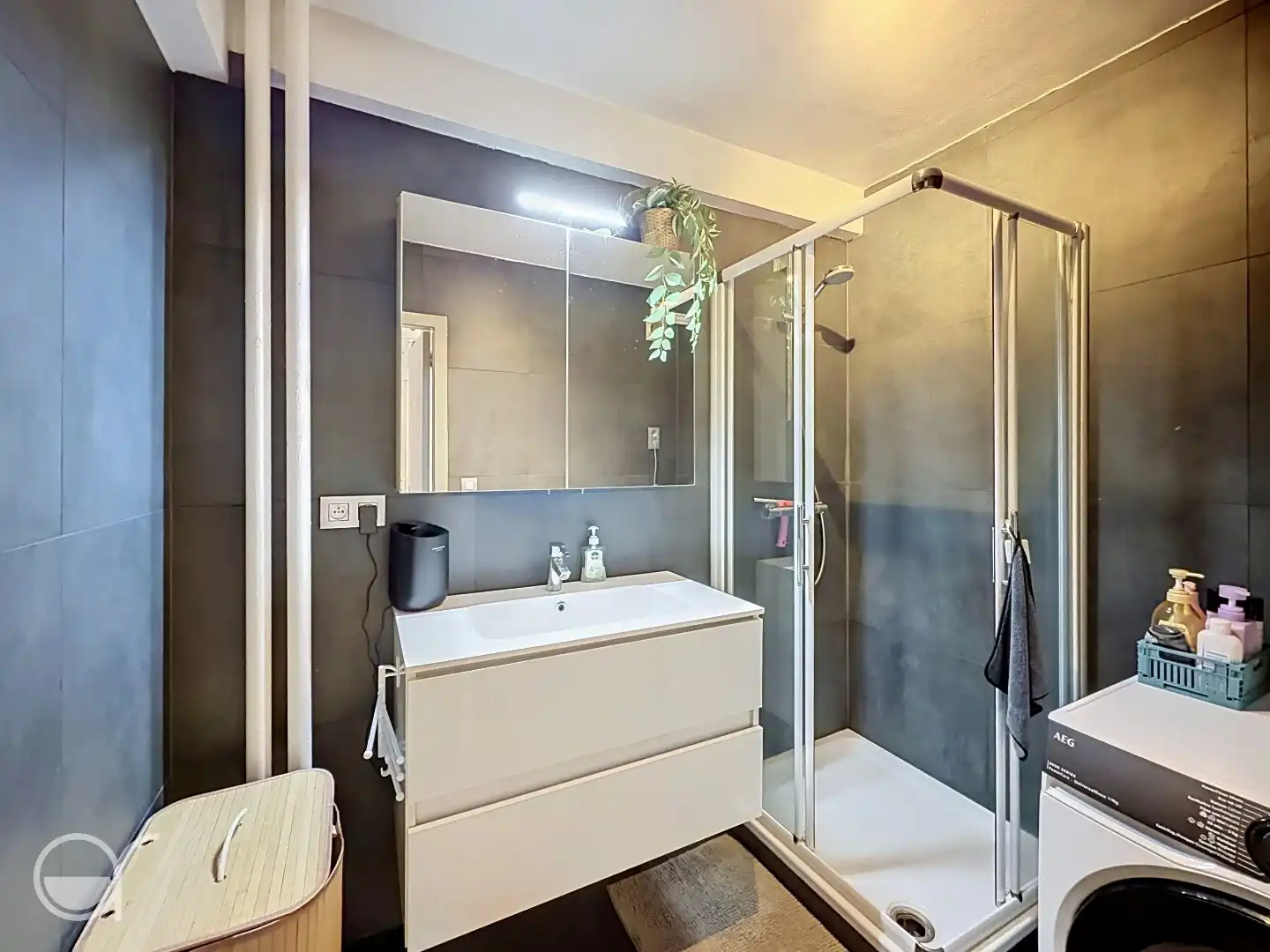 Twee slaapkamer appartement vlakbij het Zuidpark foto 8