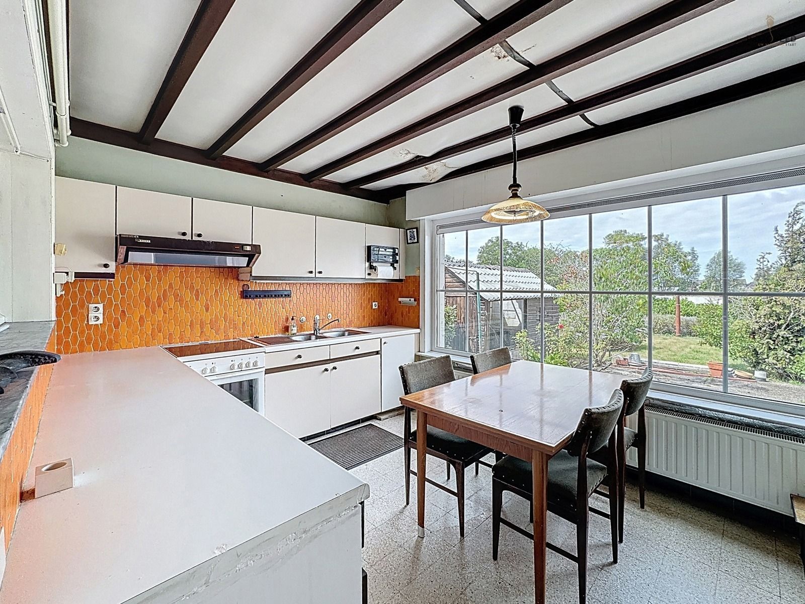 Te renoveren villa met weids uitzicht  foto 7