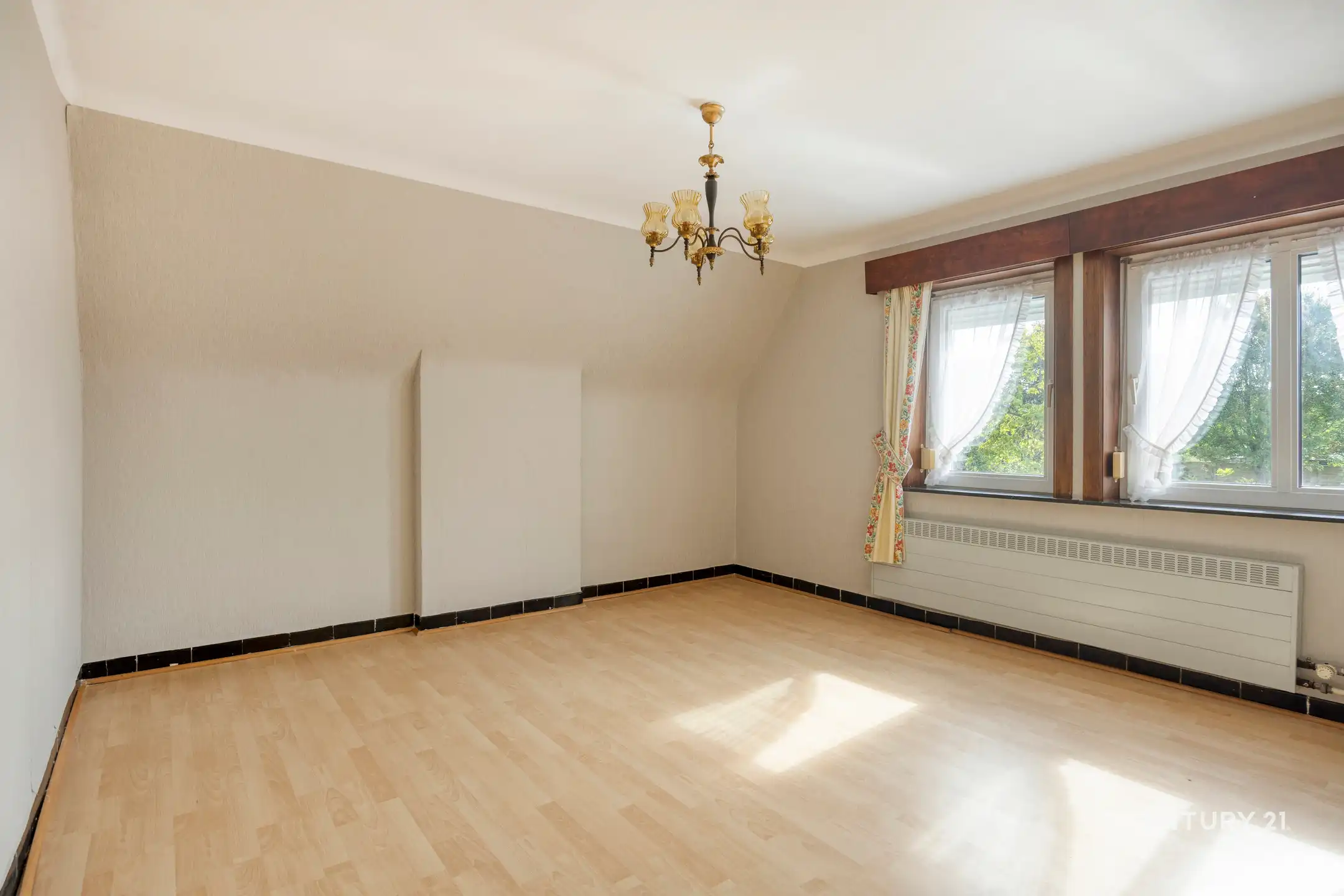 Charmante woning met 3 slaapkamers en veel potentieel foto 18