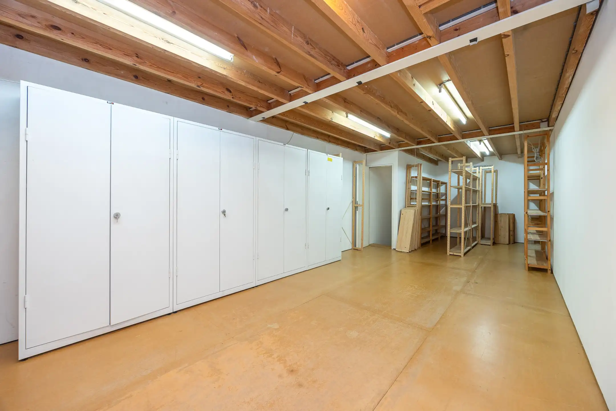 WILRIJK - Modernistisch huis op centrale locatie foto 15