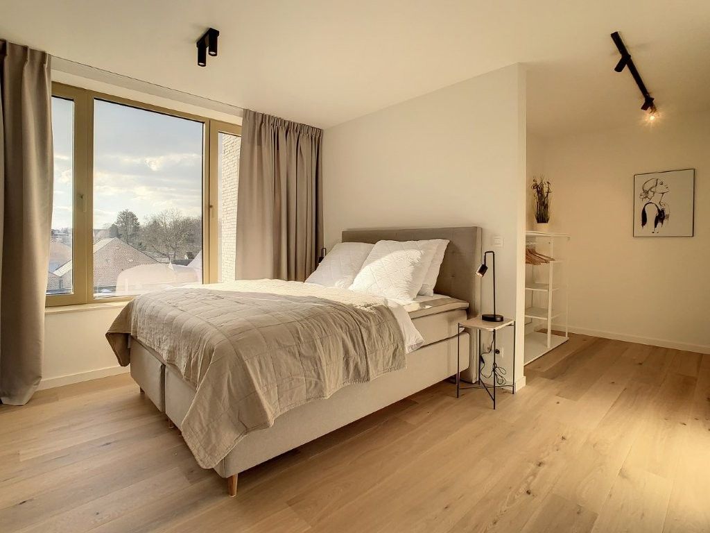 LUXUEUS PENTHOUSE 161M² MET 2SLK IN CENTRUM TONGEREN. foto 26