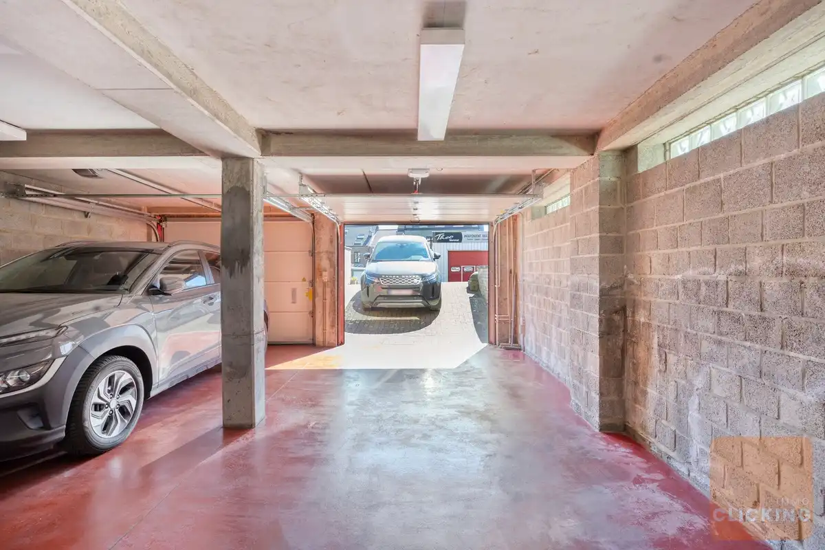 Hidden penthouse met terras en dubbele garage foto 33