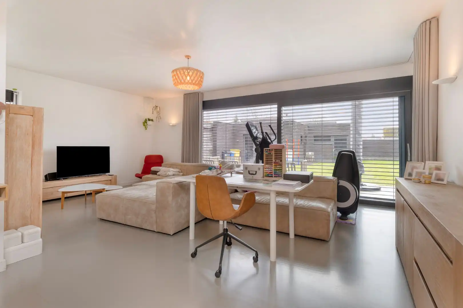 Moderne energetische woning met 4 SLPKS en bijgebouw !  foto 3