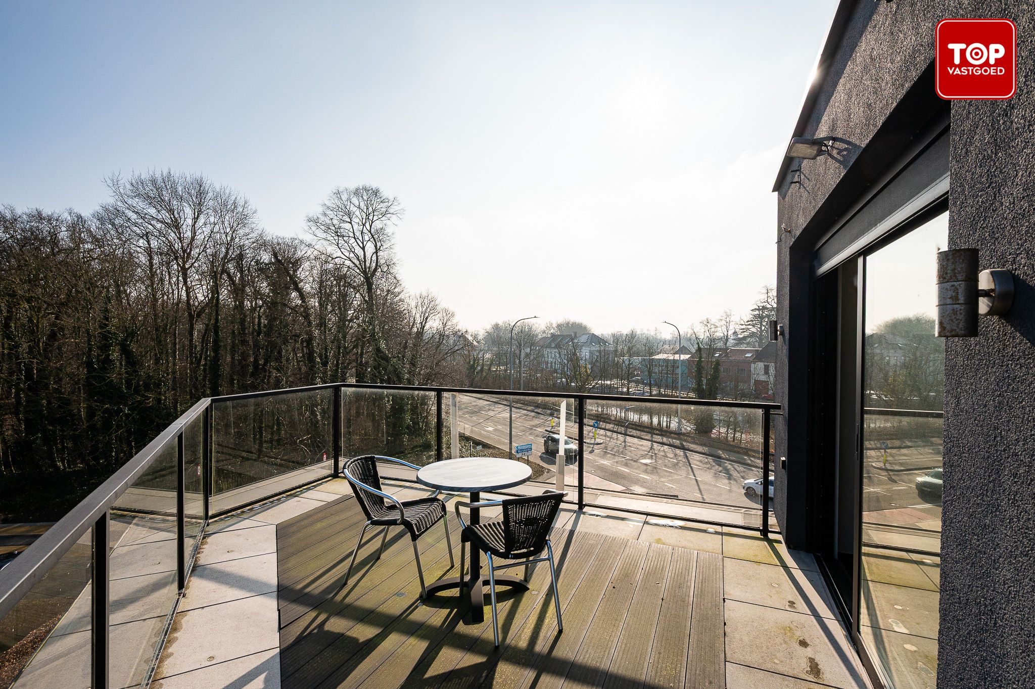 Energiezuinige en lichtrijke penthouse met 3 terrassen en prachtig uitzicht foto 9