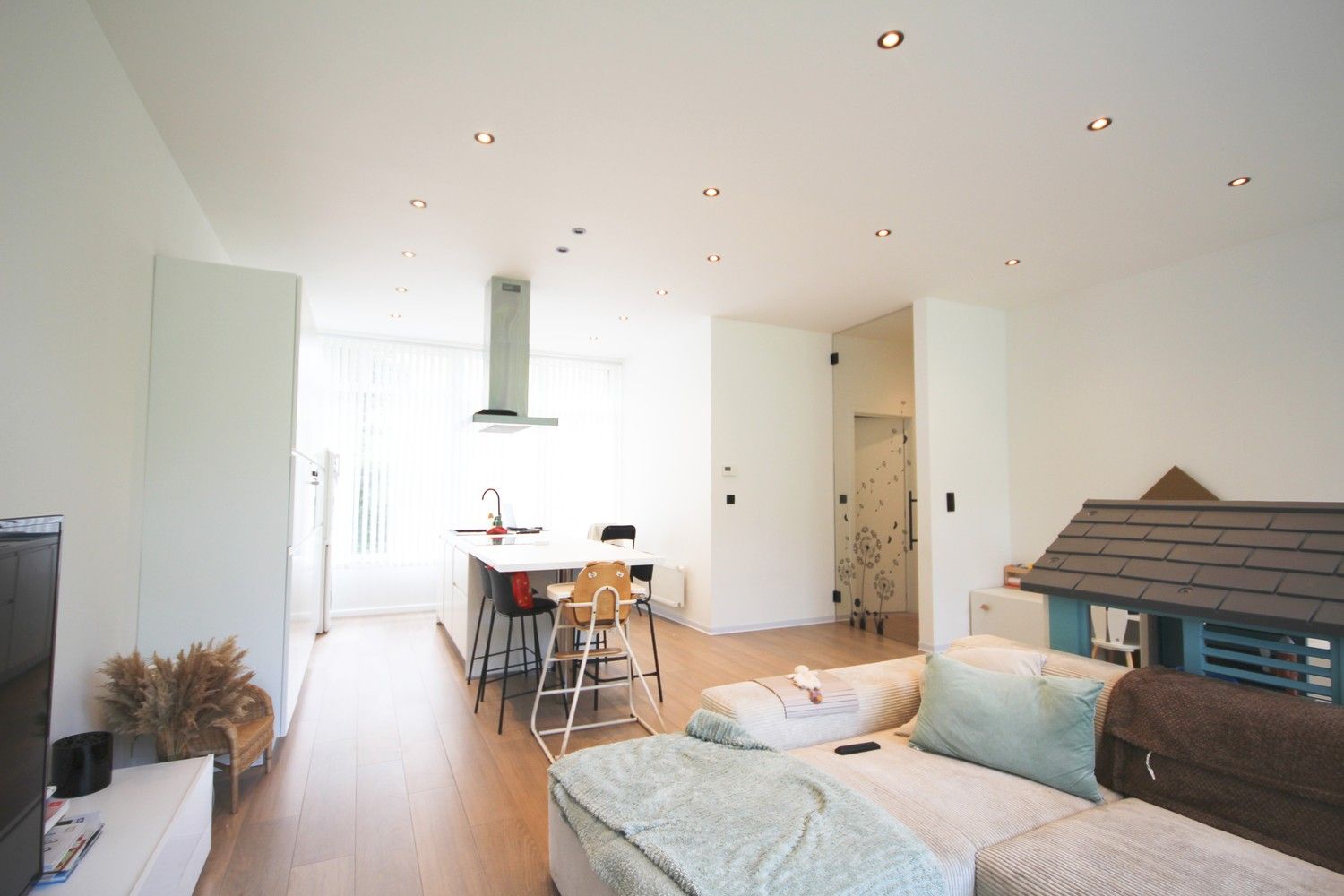Gelijkvloers appartement met staanplaats en kelder! foto 10