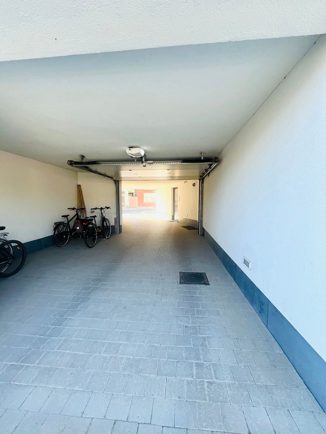 DUPLEX-APPARTEMENT MET 3 SLKP, GARAGE EN STAANPLAATS. foto 13